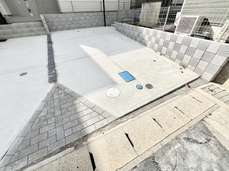 �@�����Ɍ������Ȃ����ԃX�y�[�X�B