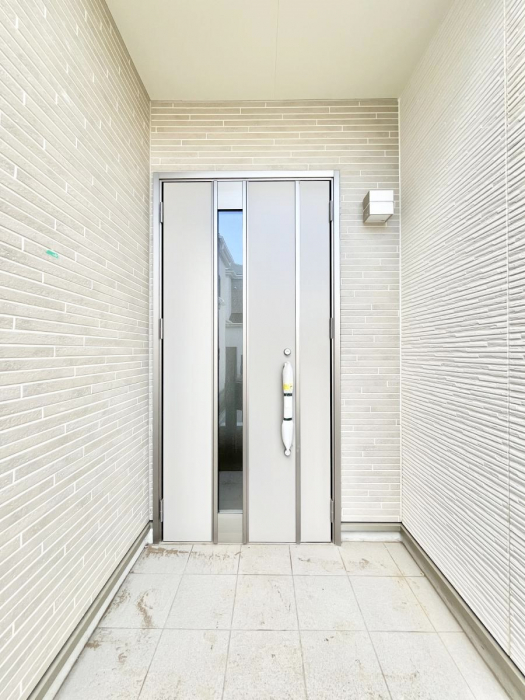 ���ց@��؂ȉƑ��A���q���o�}���錺�ցB