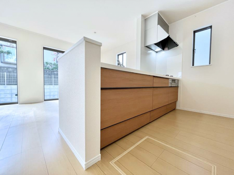 �L�b�`���@�������������I�ɁA�y�����I�V�X�e���L�b�`��  