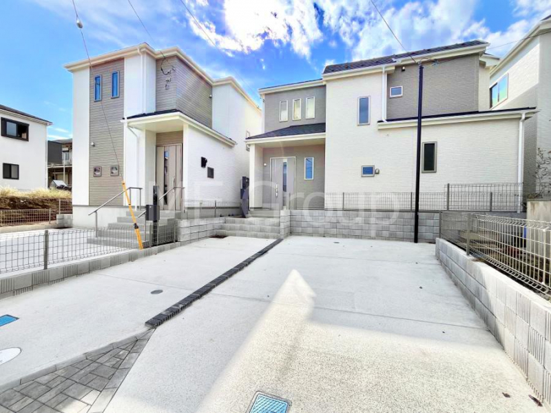 ���n�O�ώʐ^�@�������ꂽ�O�ρA�㎿�ȏZ��Ԃ��L���鎺���͉i�����S���ĉ߂�����Z���ł��B 