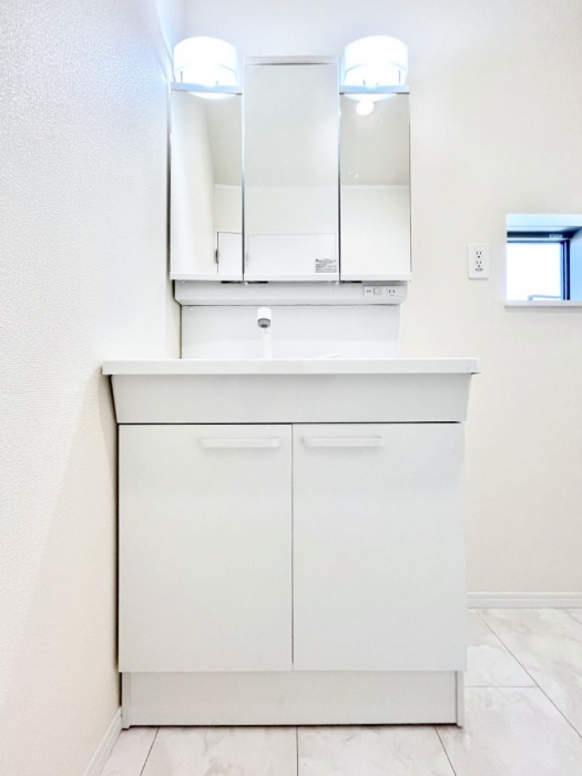 ���ʑ�E���ʏ��@�傫�����₷���O�ʋ��Ő�����������ʑ�́A�g�����Ȃ݃`�F�b�N�┧�̂������ɂ������߂ł��B 