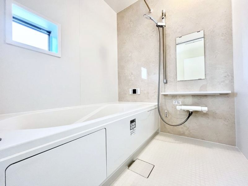 �����@����̔�����₷��؂ȃo�X�^�C���B�������Ƃ����C���y����Ŕ����Ƃ肽���ł��ˁI  