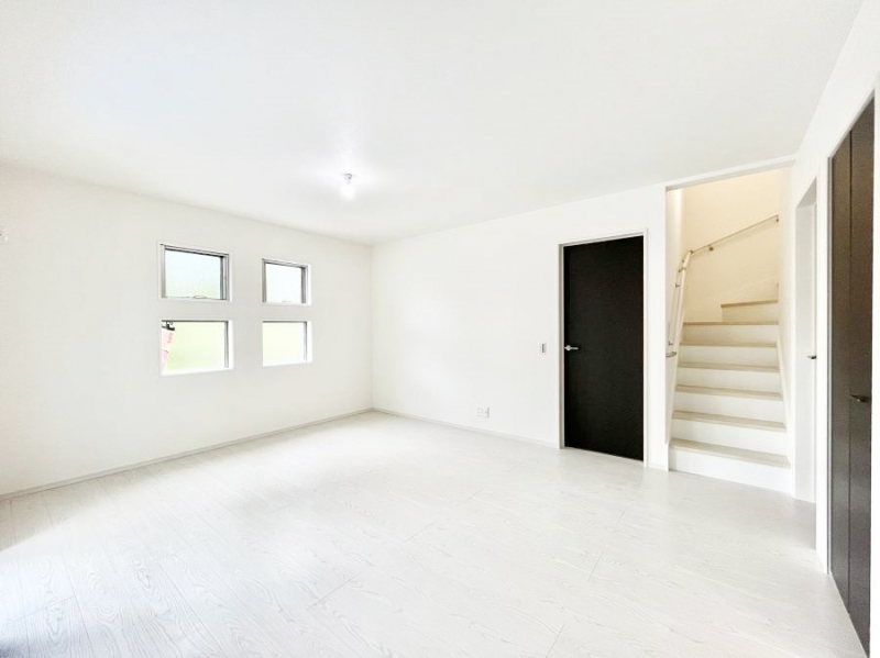 ���̑����ρ@�Ƒ������R�ƏW�܂�e���̃X�y�[�X�ɂȂ肻��  