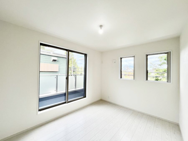 ���̑����ρ@�o���R�j�[���J�������v���X���Ă����m��  