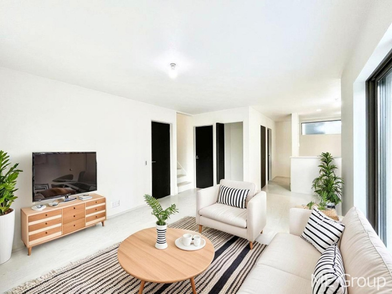 ���r���O�@�������������͋C�̂k�c�j�͉Ƒ��݂�Ȃ̉��K��ԁ��Ƌ��CG�ł�  