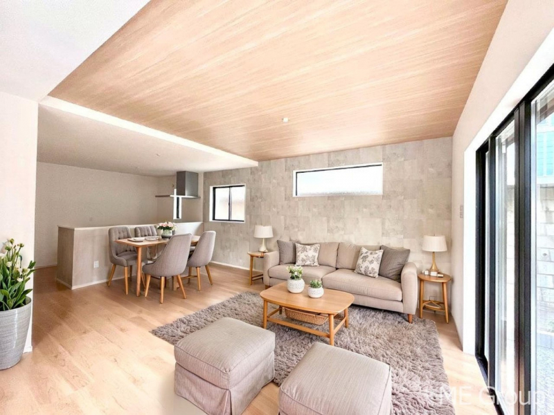 ���r���O�@���Ƒ��̓��₩�Șb�����ŕ�܂�閾�邢���r���O  ���Ƌ��CG�ł�