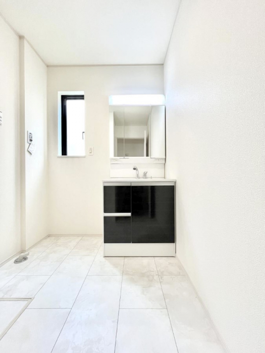 ���ʑ�E���ʏ��@�傫�����₷���O�ʋ��Ő�����������ʑ�́A�g�����Ȃ݃`�F�b�N�┧�̂������ɂ������߂ł��B 