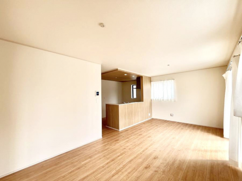 ���r���O�@�������������͋C�̂k�c�j�͉Ƒ��݂�Ȃ̉��K���  