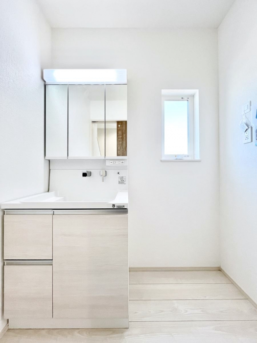 ���ʑ�E���ʏ��@�傫�����₷���O�ʋ��Ő�����������ʑ�́A�g�����Ȃ݃`�F�b�N�┧�̂������ɂ������߂ł��B 