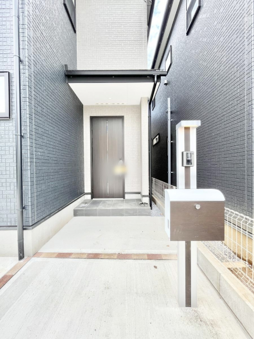 ���ց@��؂ȉƑ��A���q���o�}���錺�ցB