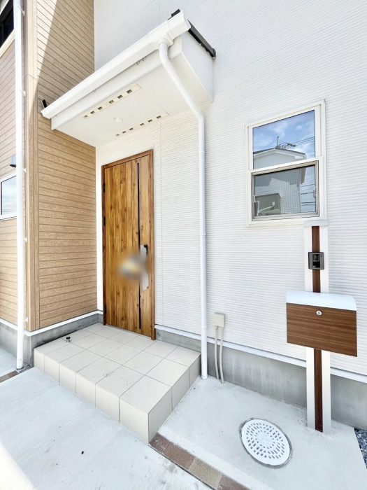 ���ց@��؂ȉƑ��A���q���o�}���錺�ցB