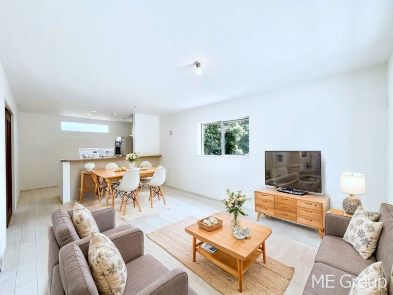 ���r���O�@�������������͋C�̂k�c�j�͉Ƒ��݂�Ȃ̉��K��ԁ��Ƌ��CG�ł�