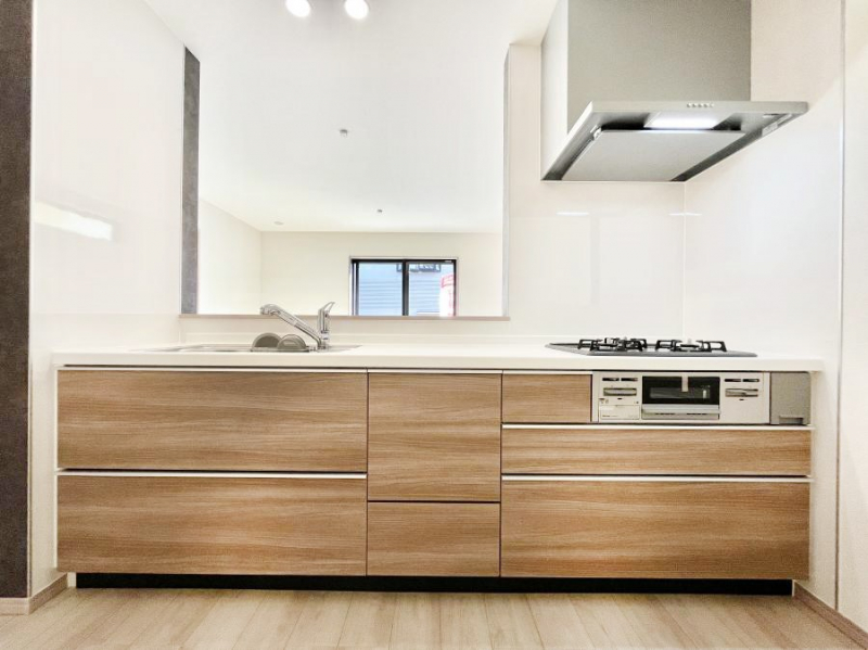 �L�b�`���@�������������I�ɁA�y�����I�V�X�e���L�b�`��  