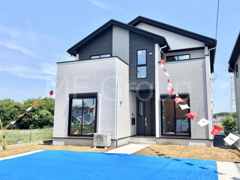 ���n�O�ώʐ^�@�������ꂽ�O�ρA�㎿�ȏZ��Ԃ��L���鎺���͉i�����S���ĉ߂�����Z���ł��B 