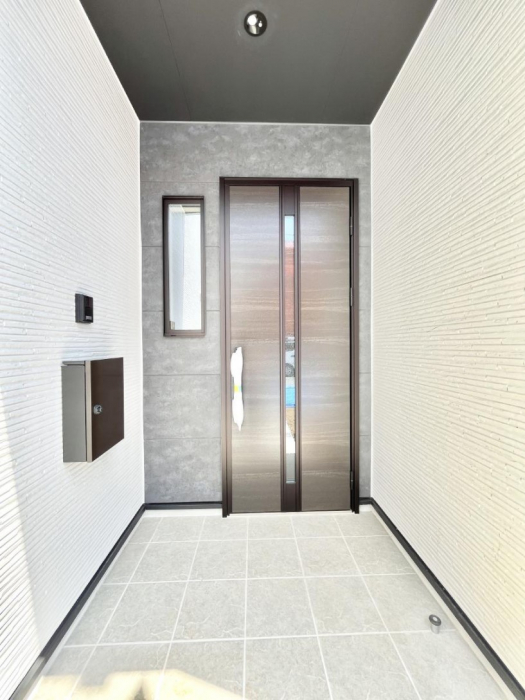 ���ց@��؂ȉƑ��A���q���o�}���錺�ցB