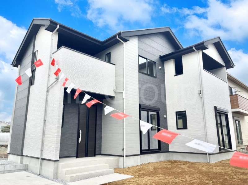 ���n�O�ώʐ^�@�������ꂽ�O�ρA�㎿�ȏZ��Ԃ��L���鎺���͉i�����S���ĉ߂�����Z���ł��B 