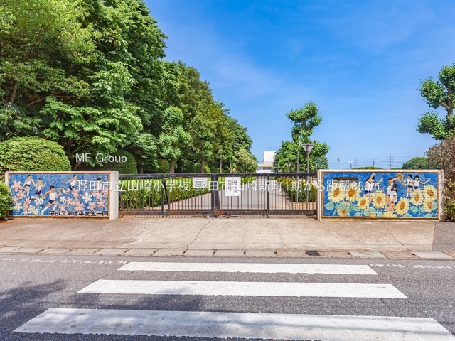 ���ӊ��@���w�Z 850m ��c�s���R�菬�w�Z