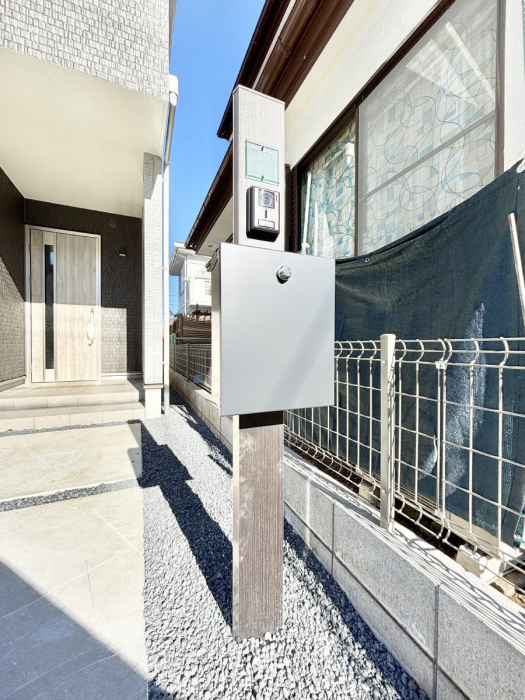 ���̑��@�V���v���f�U�C���̃|�X�g�B