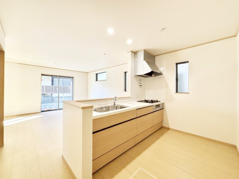 �L�b�`���@���������Ȃ��炲�Ƒ��Ƃ̉�b���y���߂�ΖʃJ�E���^�[�L�b�`��