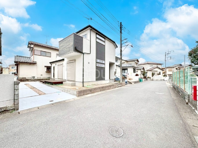 ���n�O�ώʐ^�@�O�ʓ��H�͂�����Ɛ�������Ă��܂�  