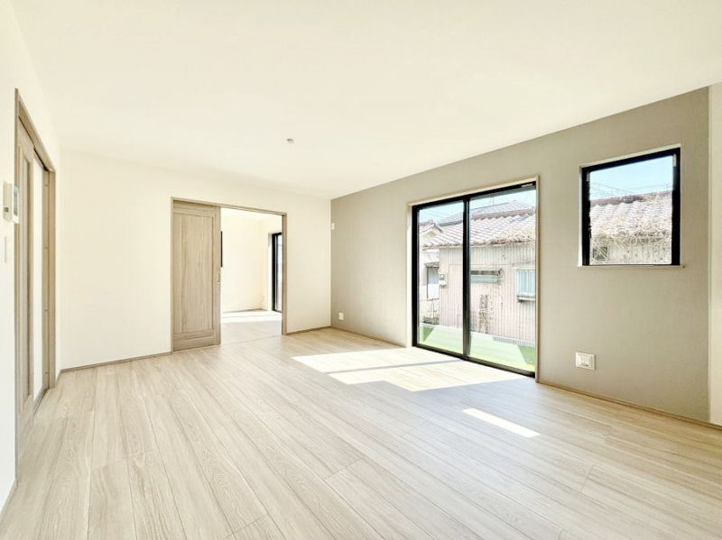 ���̑����ρ@�Ƒ������R�ƏW�܂�e���̃X�y�[�X�ɂȂ肻���@