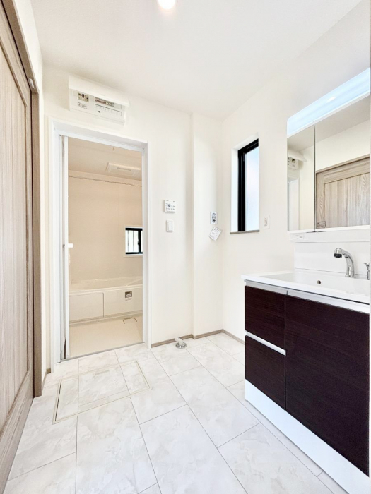 ���̑��@�g�x�x���X���[�Y�ɂ����Ȃ���E�ߏ�      �@