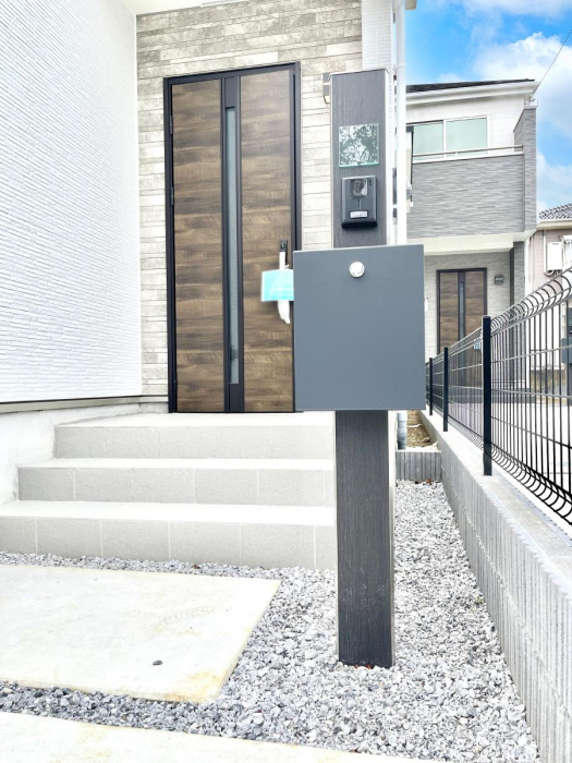 ���̑��@�V���v���f�U�C���̃|�X�g�B