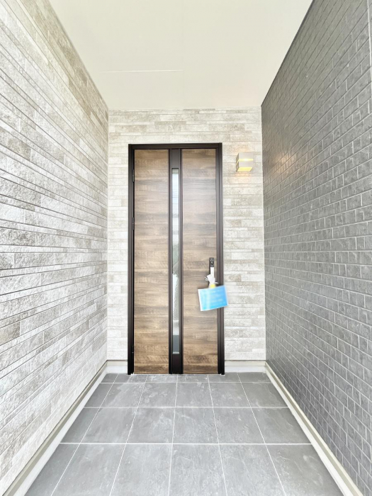 ���ց@��؂ȉƑ��A���q���o�}���錺�ցB