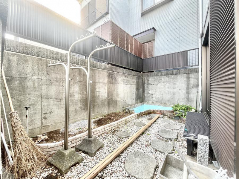 ���̑��@�K�[�f�j���O��ƒ�؉����y���߂邨��t���B