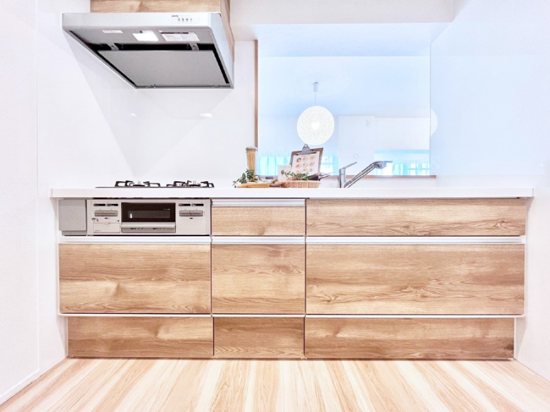 �L�b�`���@�������������I�ɁA�y�����I�V�X�e���L�b�`��