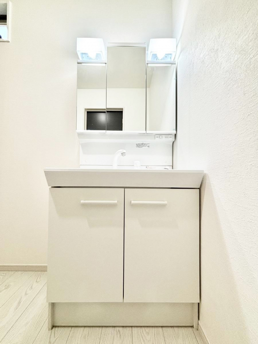 ���ʑ�E���ʏ��@���[�͂Ƌ@�\���ɗD�ꂽ���ʉ��ϑ�