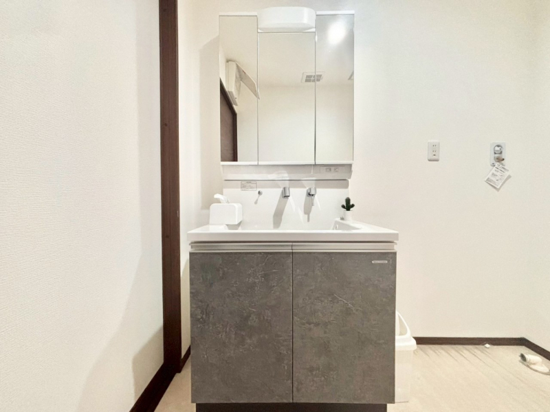 ���ʑ�E���ʏ��@�傫�����₷���O�ʋ��Ő�����������ʑ�́A�g�����Ȃ݃`�F�b�N�┧�̂������ɂ������߂ł��B 