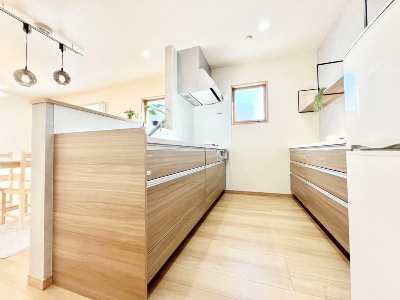 �L�b�`���@�L�X�Ƃ����g������̗ǂ��L�b�`���œ��X�̂��������y�����Ȃ肻��