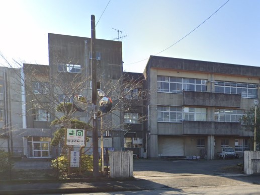 ���ӊ��@���w�Z 450m �Ό��s���������w�Z