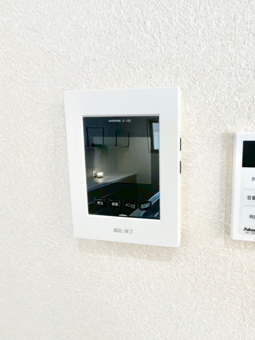 ���̑����ρ@TV���j�^�[�t�C���^�[�t�H�����t���Ă��ăZ�L�����e�B�[��  