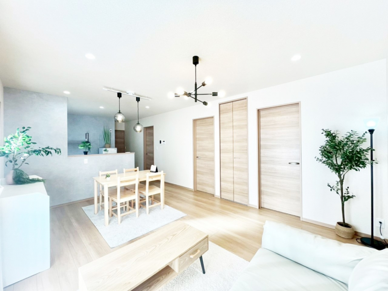 ���̑����ρ@�Ƒ������R�ƏW�܂�e���̃X�y�[�X�ɂȂ肻��