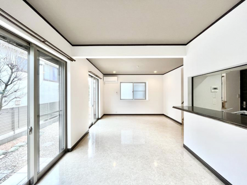 ���̑����ρ@���邢�z���������A�����̕��͋C�ɖ��������_�C�j���O�B   