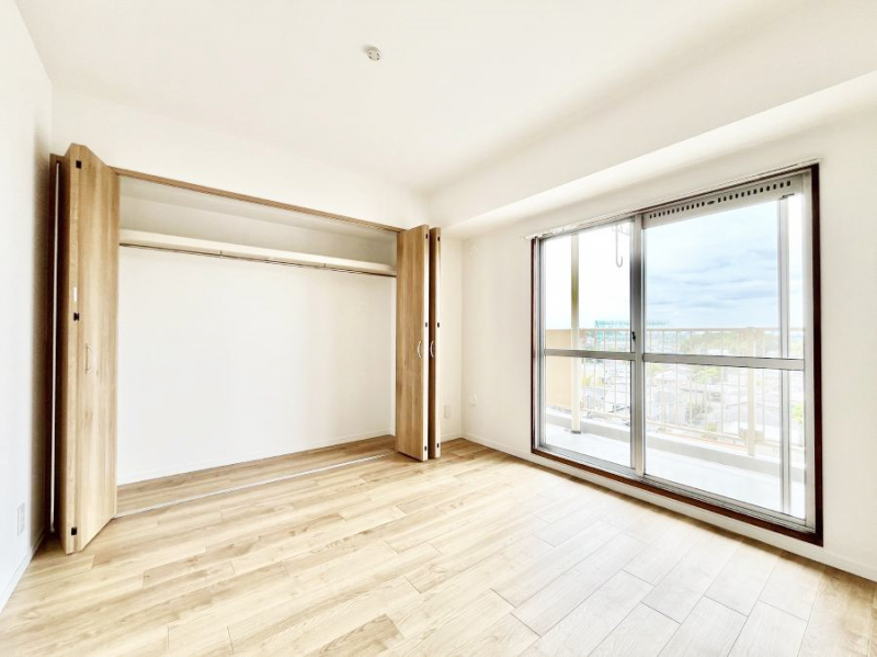 ���̑����ρ@�o���R�j�[���J�������v���X���Ă����m��