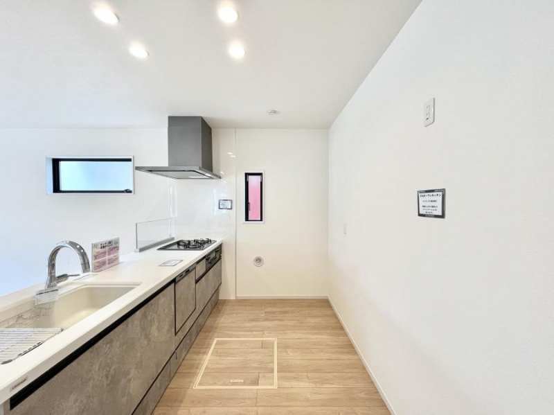 �L�b�`���@��Ƃ肠��L�b�`���ł͂��Ƒ��Ɗy�������������ł��܂��B