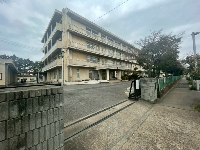 ���ӊ��@���w�Z 230m ��t�s�����l���w�Z