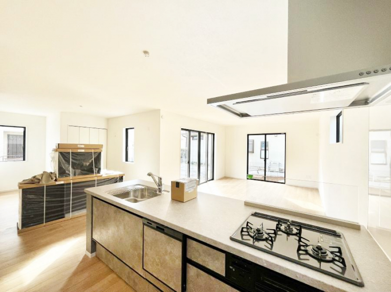 �L�b�`���@�������������I�ɁA�y�����I�V�X�e���L�b�`��  