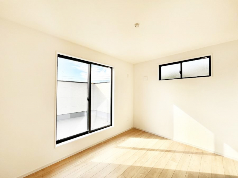 ���̑����ρ@2�ʍ̌����m�ۂ������邢��ԁB�Ƒ��݂�Ȃ����K�ȕ�炵����������݌v�ł��B