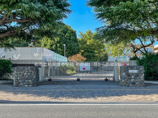 ���ӊ��@���w�Z 500m ���s������܏��w�Z