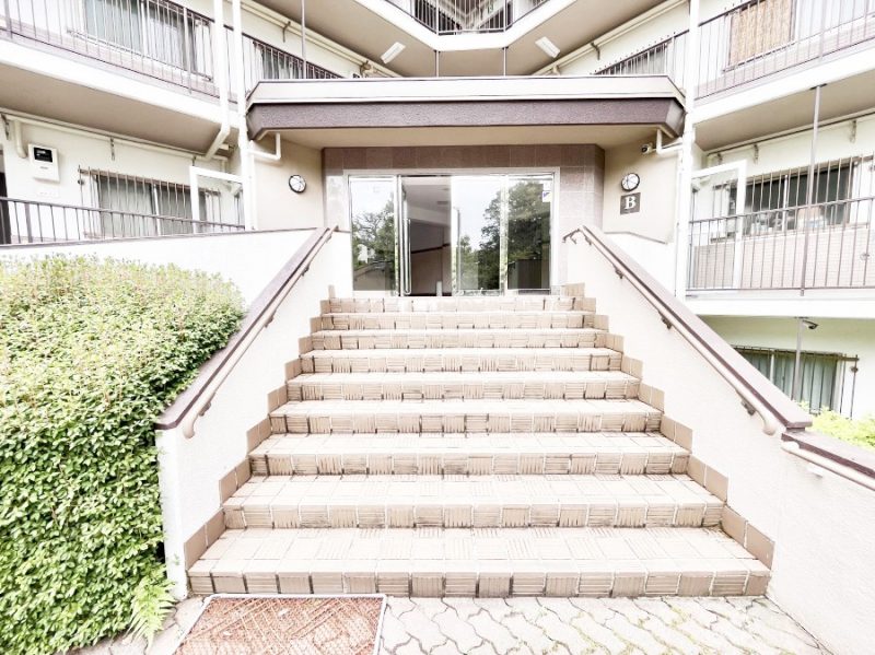 �G���g�����X�@�������������͋C�̃G���g�����X 