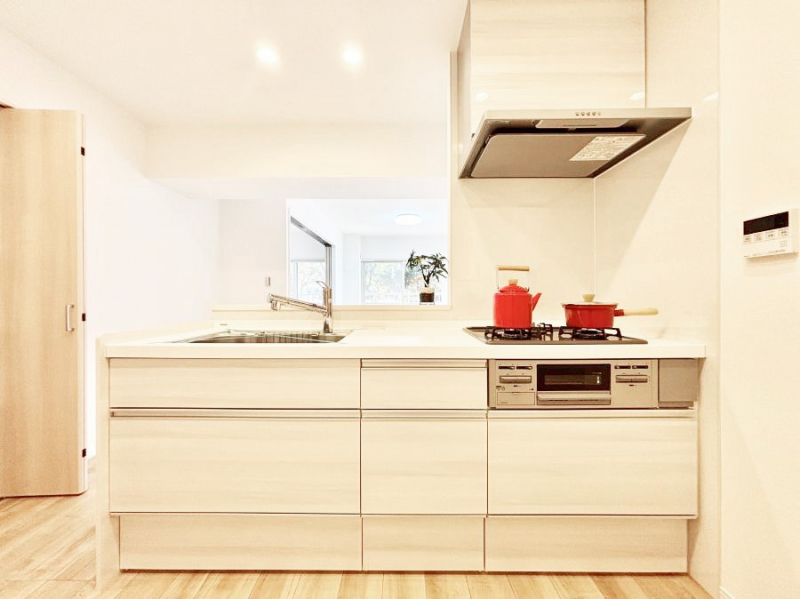 �L�b�`���@�������������I�ɁA�y�����I�V�X�e���L�b�`��