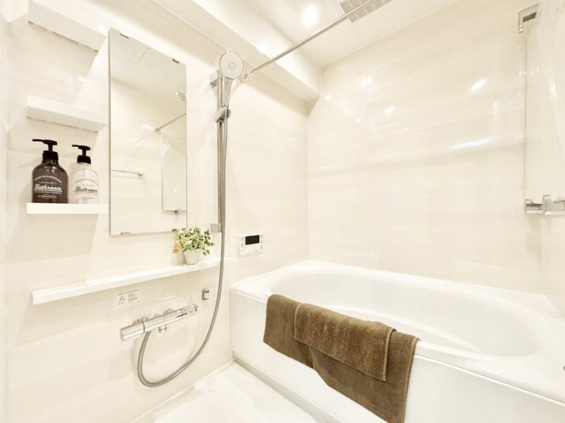 �����@����̔�������Ă���閾�邢�������̂���o�X���[��