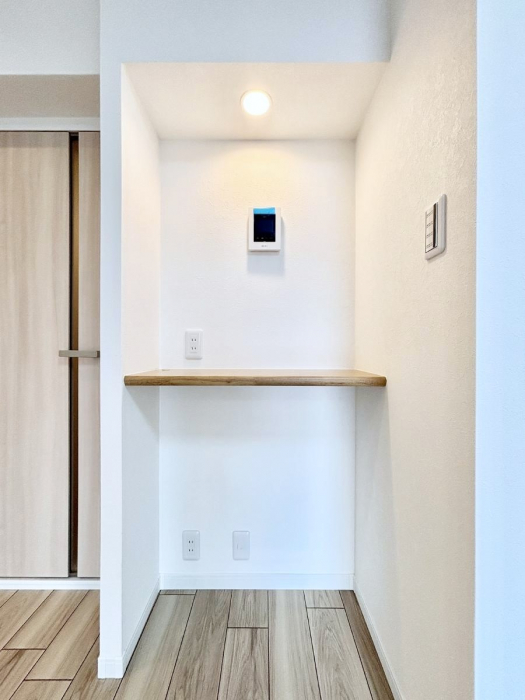 ���̑����ρ@���r���O�ɂ���J�E���^�[�͂��Ƒ��̎ʐ^��C���e���A�̏���I�Ƃ��Ă����o�ł��܂�