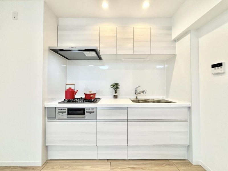 �L�b�`���@�������������I�ɁA�y�����I�V�X�e���L�b�`��