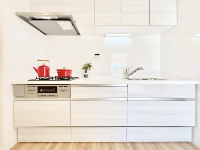 �L�b�`���@�������������I�ɁA�y�����I�V�X�e���L�b�`��