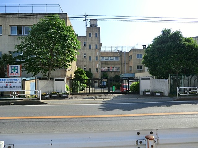 ���ӊ��@���w�Z 750m ���s�����䍪���w�Z